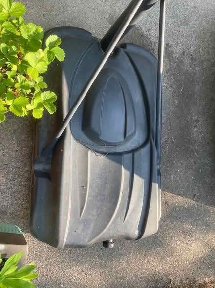 Photo of free basketball hoop (Portland Forest Heights) #3
