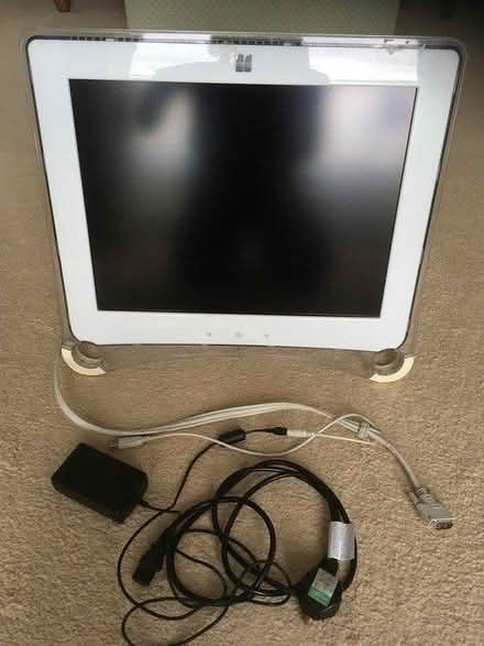 Photo of free Formac Gallery 2010 Flat Screen (South Woodchester GL5) #1