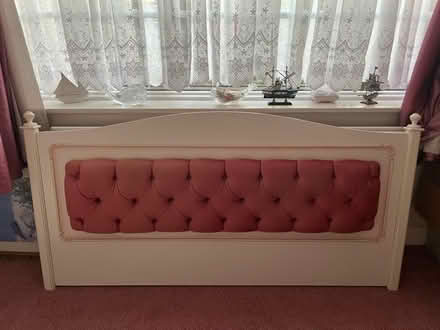 Photo of free Headboard (DA8 1) #2