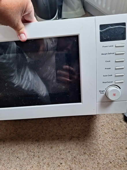 Photo of free Microwave (EH7) #1