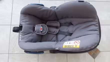 Photo of free Child's car seat (Creigiau Rhiwledyn LL30) #4