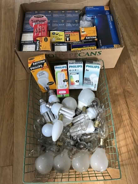 Photo of free Lightbulbs (Fulbrook OX18) #3