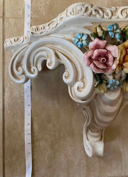 Photo of free capodimonte shelf (Fanwood) #2