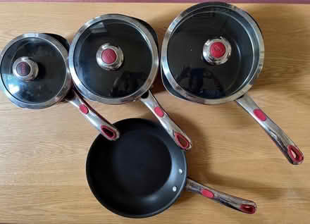 Photo of free Set of 4 pans (Mayfield EH9) #2