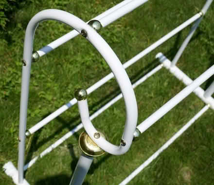 Photo of free towel stand (Viemount/Merivale area) #2