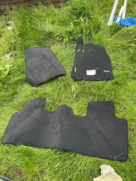 Photo of free Tesla model 3 or Y matts (Coventry CV2) #1