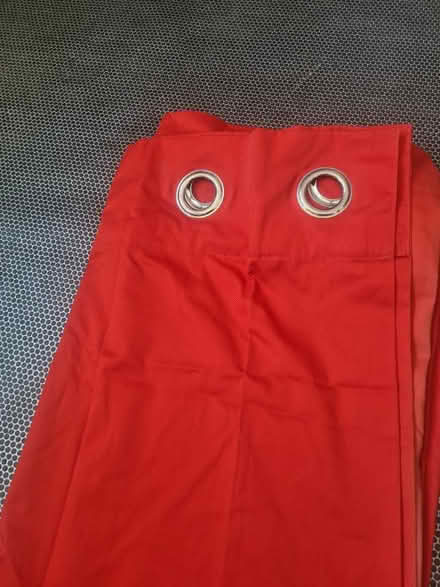 Photo of free Orange , Tom Red curtains (HP13) #2
