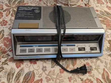 Photo of free Old School Digital Alarm Clock (77004) #1
