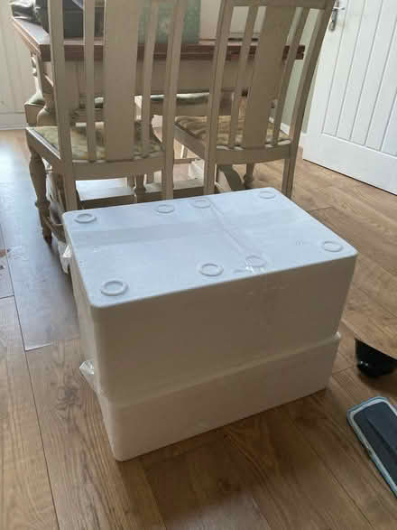 Photo of free 3 large insulated boxes (ME8) #3