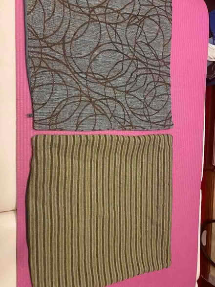Photo of free 2 cushion covers (AB14) #3