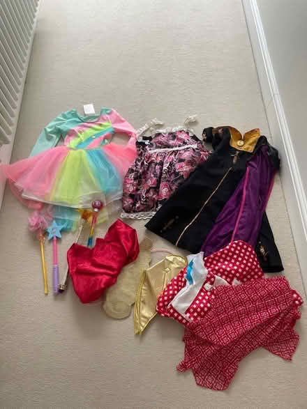 Photo of free Girls dress-up clothes (Stubbington PO14) #1