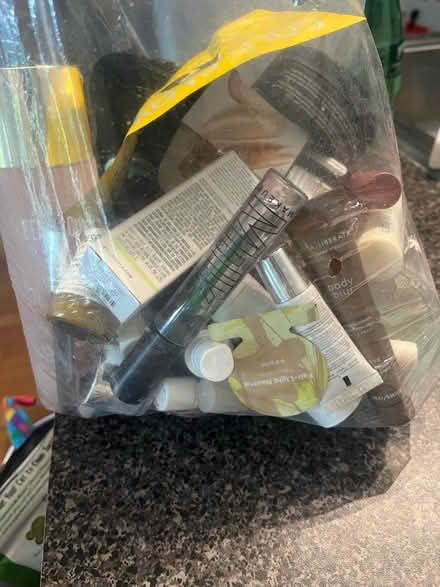 Photo of free Huge bag of cosmetics and make up (Columbia Heights) #3