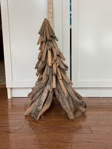 Photo of free Christmas items. Boyds, near Black Hills Regional Park #4