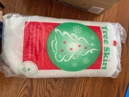 Photo of free Christmas items. Boyds, near Black Hills Regional Park #1