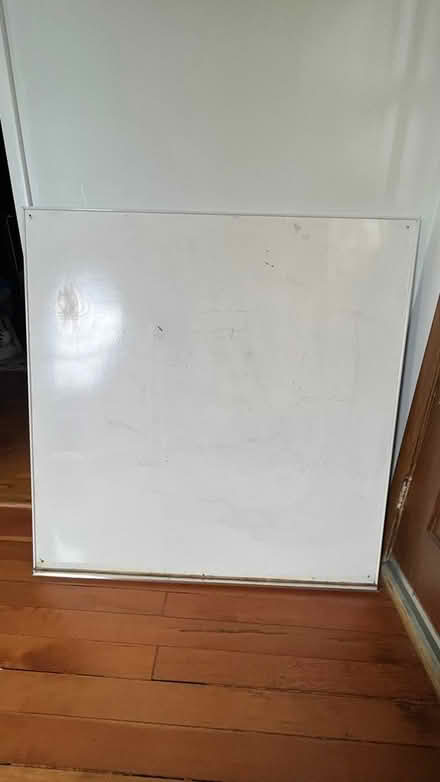 Photo of free White board (Green Lake) #1