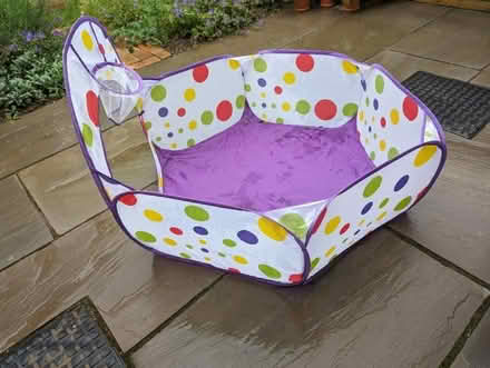 Photo of free kids' pop up ball play pool (Bath & North East Somerset) #1