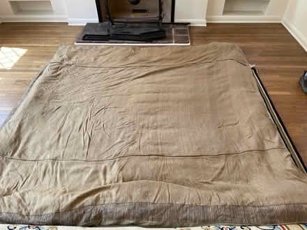 Photo of free Duvet cover snd insert (Beachwood Canyon) #1