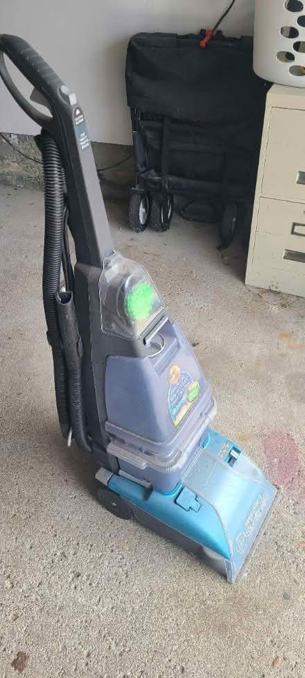 Photo of free Hoover carpet cleaner (Mavis and Rathburn) #1