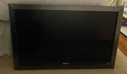 Photo of free Sony 40” LCD TV (Daly City Broadmoor area) #2