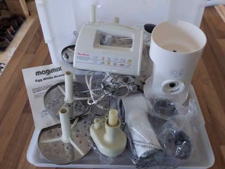Photo of free Moulinex hand mixer (Selattyn SY10) #1