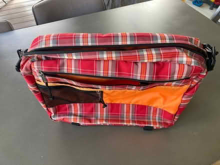 Photo of free Laptop/teenage school bag (E14) (Isle of Dogs, London) #2