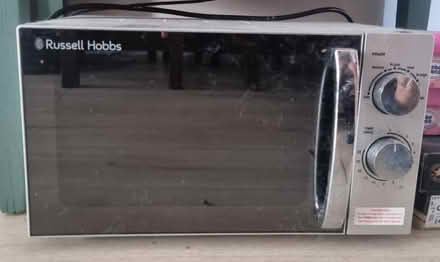 Photo of free Russell Hobbs microwave (West Croydon CR0) #1