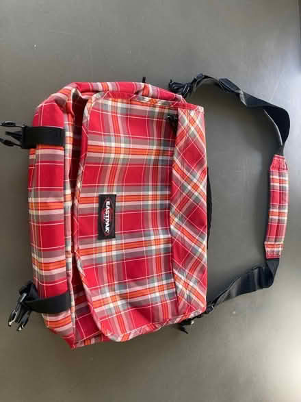 Photo of free Laptop/teenage school bag (E14) (Isle of Dogs, London) #1