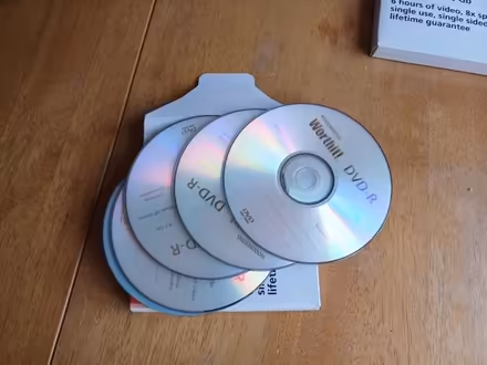 Photo of free DVD-R - 4 unburned disks (Shortstown MK42) #1