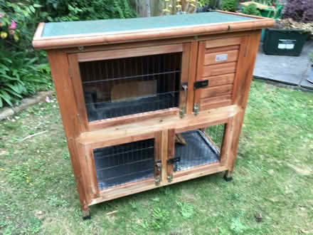 Photo of free Guinea Pig Hutch (Clissold N5) #1