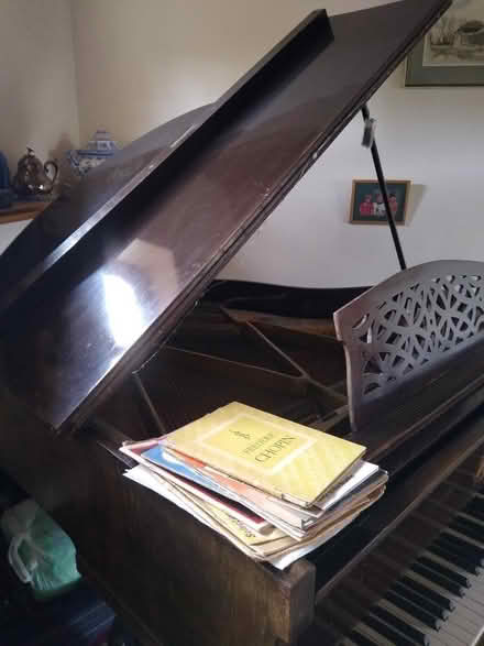 Photo of free Piano (Halesworth IP19) #3