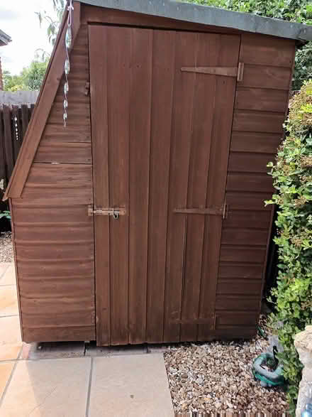 Photo of free Potting shed 5x6 (Baldock, Clothall Common SG7) #3