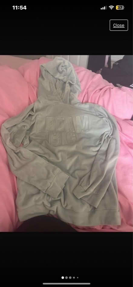 Photo of free Velour sleep jumper 9-10 (West Winch PE33) #1
