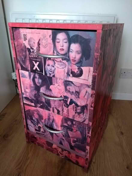 Photo of free Small chest of drawers (Wotton Pitch GL2) #1