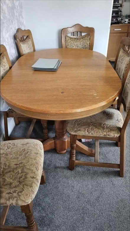Photo of free Wooden extending table and chairs (CW9) #1