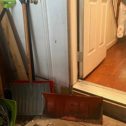 Photo of free Shovel (SW DC) #1
