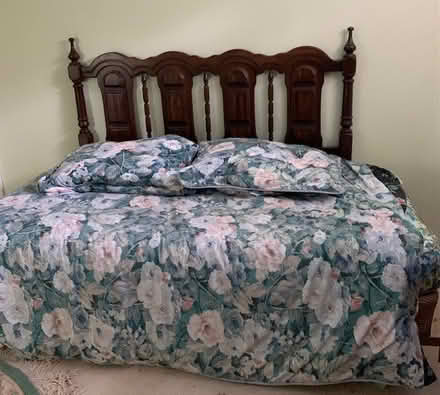 Photo of free Daybed or twin bed (Burlington, MA) #1