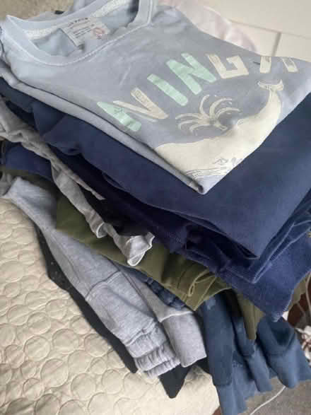 Photo of free Boys clothes age 14-15 (E8) #1
