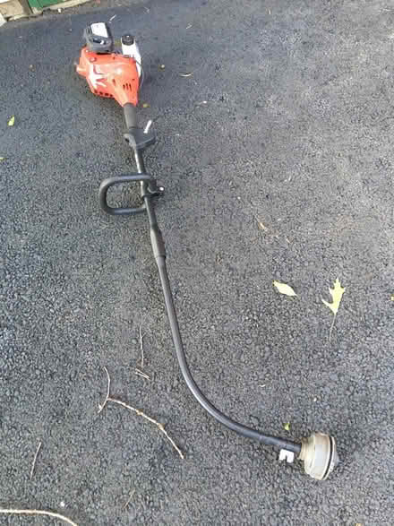 Photo of free 2 weedwackers (Chestnut Ridge, NY) #1