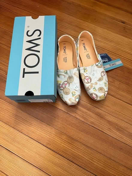 Photo of free Toms Size 6 Wide-New with Tags (New Rochelle) #4