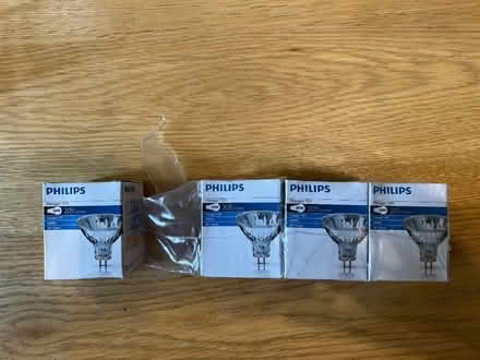 Photo of free 4 Philips Halogen 12V lightbulbs (Mayfield EH9) #1