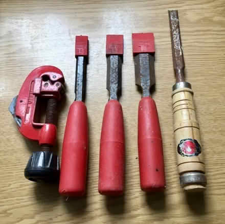 Photo of free Tools - in need of a do-up! (DA4) #1