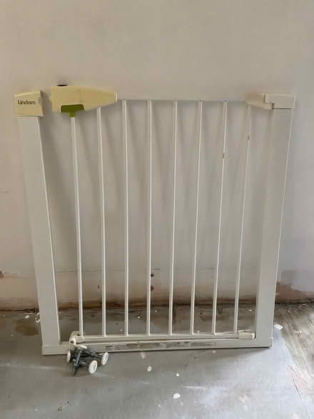 Photo of free Lindam stairgate (East Hanney) #1