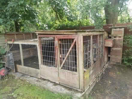 Photo of free Chicken / Dog Coop / Run (North Leeds LS17 area) #1
