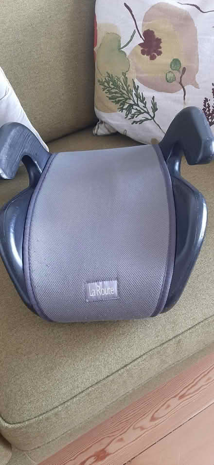 Photo of free Booster seat for car (Gowkshill EH23) #1
