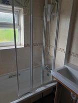 Photo of free bathroom suite and shower screen (Alvaston, Derby) #2