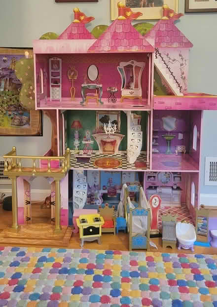 Photo of free Kidcraft Storybook Mansion (Alexandria, VA)