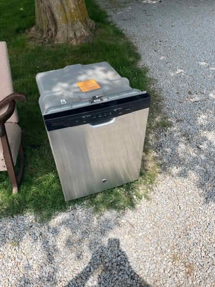 Photo of free Dishwasher (Jeffersonville ohio) #1
