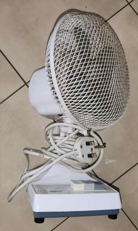 Photo of free Desk fan (Edgware) #1