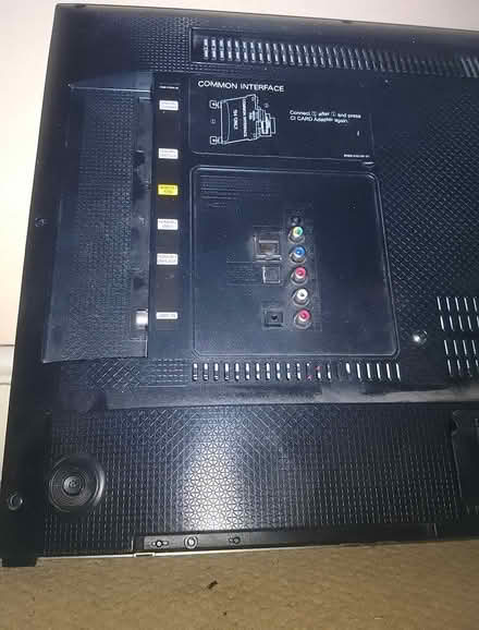 Photo of free Samsung TV Model T32E390SX (Cutty Sark SE10) #2