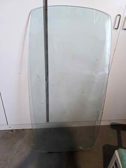 Photo of free Glass table top (Cupertino/Saratoga border) #1